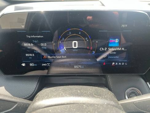 Used 2025 Chevrolet Equinox LT w/ Convenience Package II AWD/4WD image 13