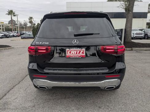 New 2026 Mercedes-Benz GLB 250 image 6