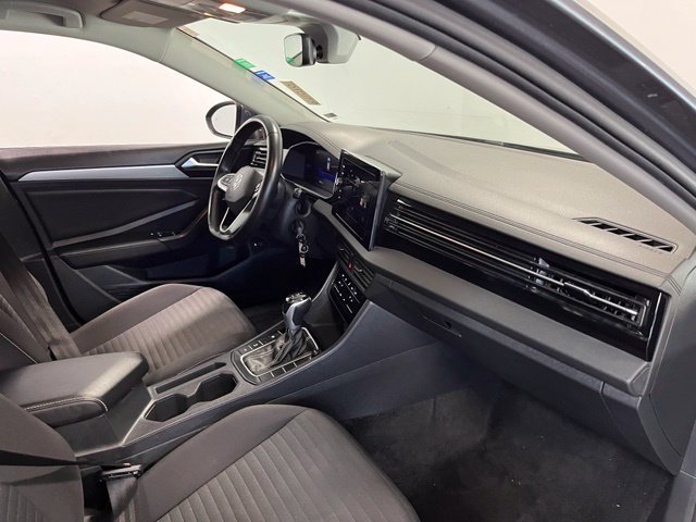 Used 2025 Volkswagen Jetta S FWD image 11