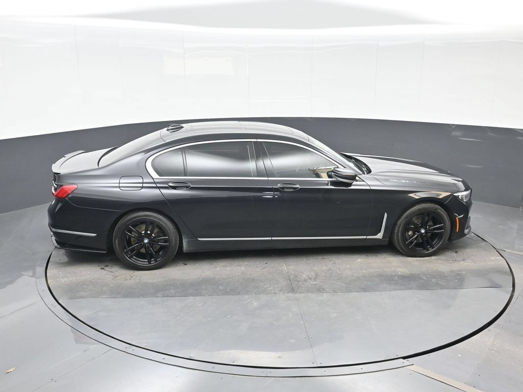 Used 2022 BMW 740i xDrive w/ Premium Package AWD/4WD image 23