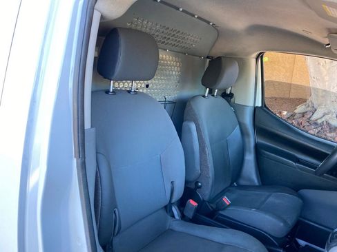 Used 2018 Nissan NV200 SV FWD image 33