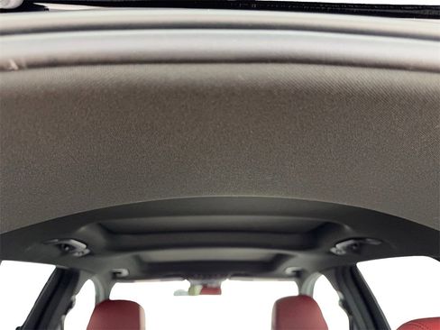 Used 2022 Mercedes-Benz GLC 300 w/ AMG Line image 66