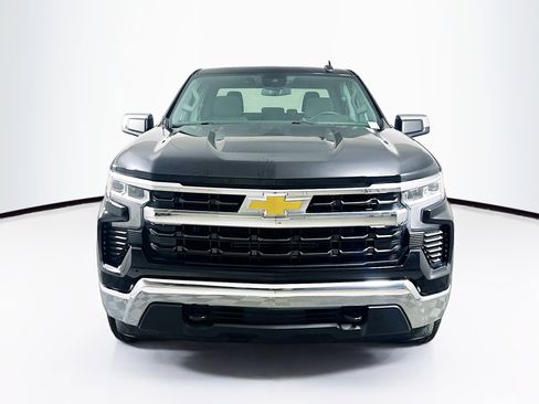 Used 2023 Chevrolet Silverado 1500 LT image 2