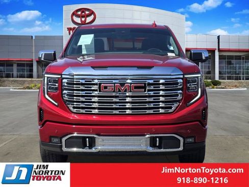 Used 2024 GMC Sierra 1500 Denali AWD/4WD image 2