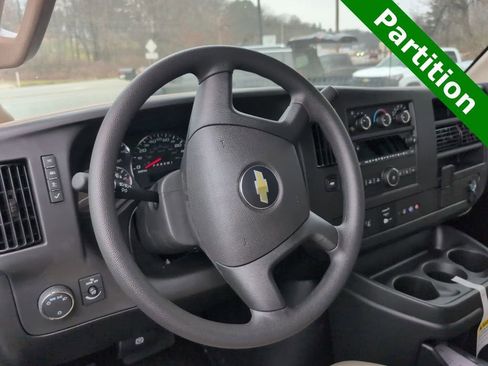 New 2025 Chevrolet Express 2500 Work Van image 18