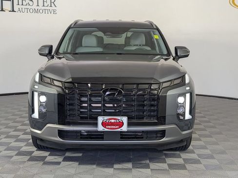 Used 2025 Hyundai Palisade SEL FWD image 3