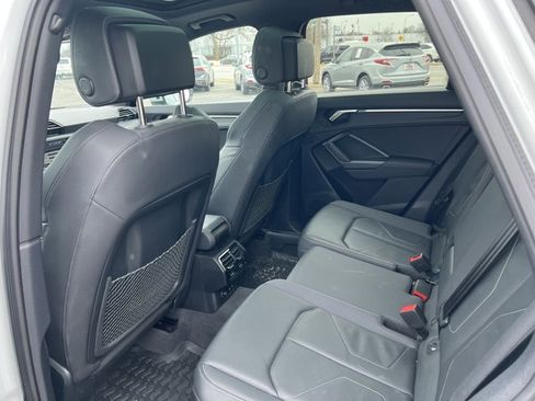 Used 2023 Audi Q3 2.0T Premium Plus w/ Premium Plus Package image 7