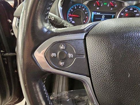 Used 2019 Chevrolet Traverse LT FWD image 15