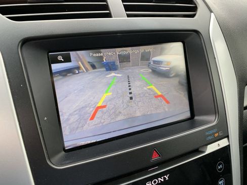 Used 2012 Ford Explorer Limited image 17