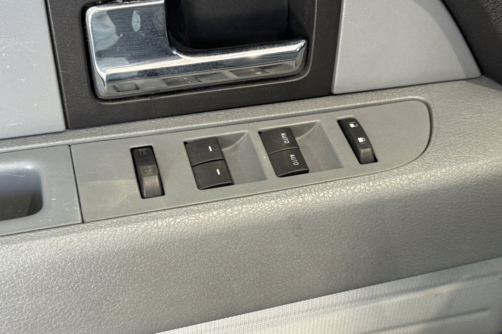 Used 2013 Ford F150 XLT w/ XLT Chrome Pkg RWD image 13