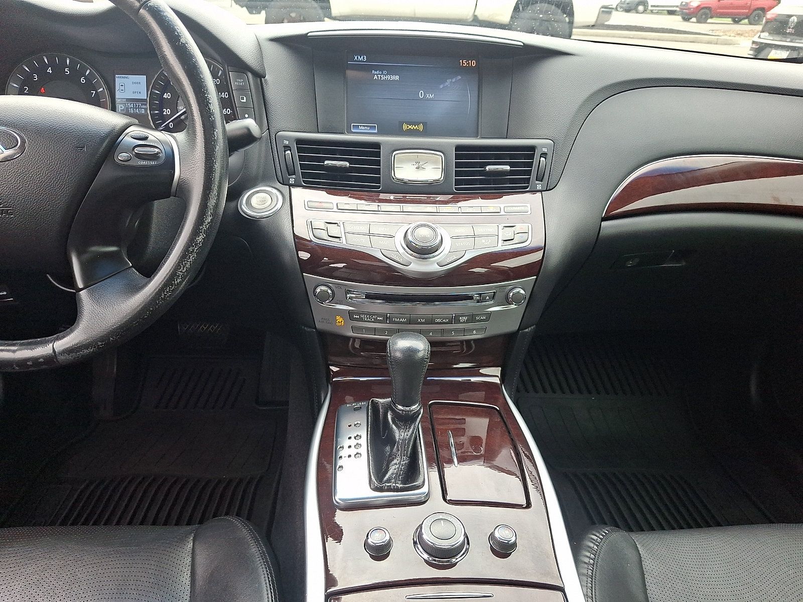 Used 2015 INFINITI Q70 3.7 AWD/4WD image 5