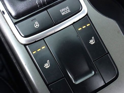 Used 2020 Kia Optima SE image 28