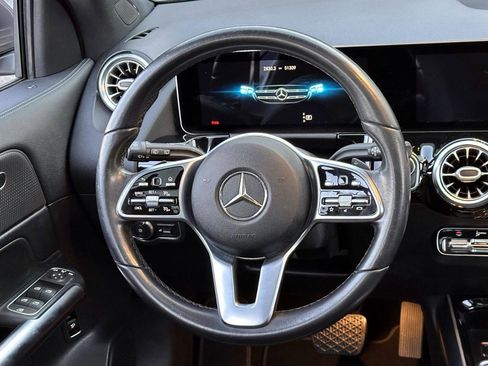 Used 2021 Mercedes-Benz GLA 250 4MATIC image 17