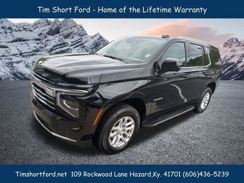 Used 2025 Chevrolet Tahoe LT AWD/4WD image 3