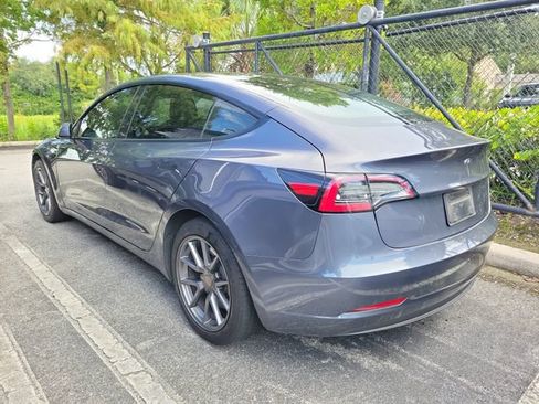 Used 2023 Tesla Model 3 Standard Range RWD image 4