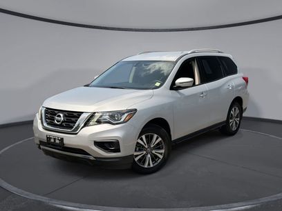Used 2017 Nissan Pathfinder S