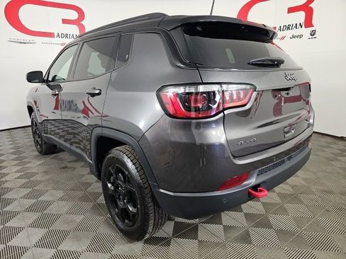 Used 2023 Jeep Compass Trailhawk image 5