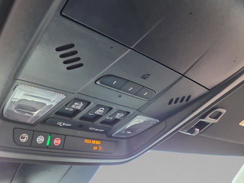 Used 2024 Cadillac XT4 Sport w/ Cold Weather Package image 21