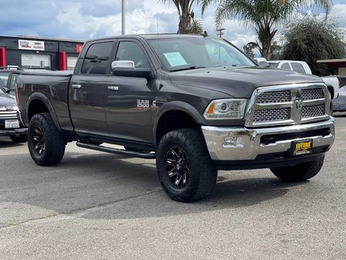 Used 2018 RAM 2500 Laramie w/ Protection Group image 8