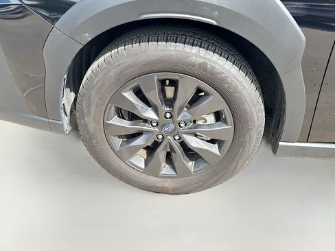 Used 2025 Subaru Outback Onyx Edition XT AWD/4WD image 31