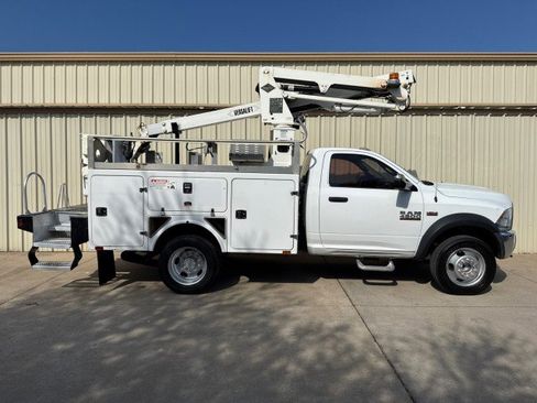 Used 2015 RAM 4500 Tradesman w/ Power & Remote Entry Group image 30