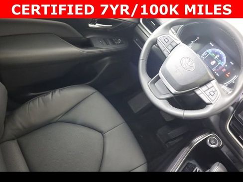 Used 2025 Toyota Grand Highlander FWD image 18