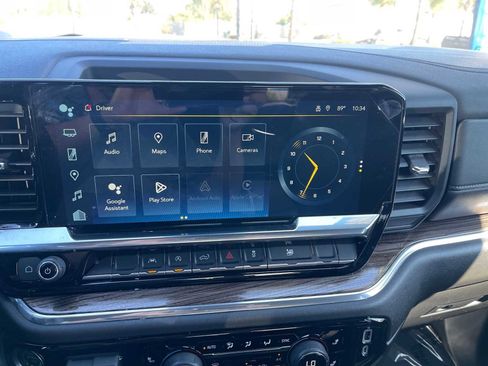 Used 2025 Chevrolet Silverado 1500 LT image 30