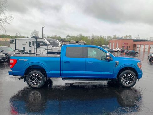 Used 2021 Ford F150 Lariat w/ Equipment Group 502A High AWD/4WD image 3