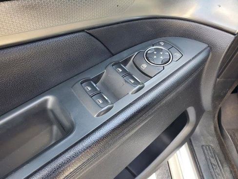 Certified 2018 Ford Explorer XLT image 13