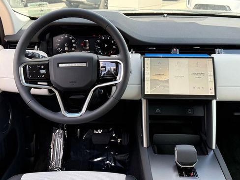New 2025 Land Rover Discovery Sport S image 26