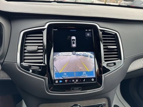 Used 2023 Volvo XC90 T8 Ultimate w/ Protection Package Premier image 16