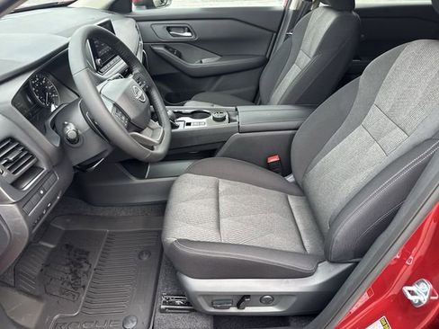 New 2026 Nissan Rogue SV w/ Cold Weather Package AWD/4WD image 15
