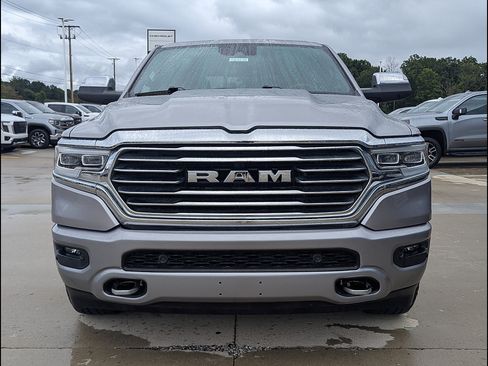 Used 2022 RAM 1500 Limited w/ Body Color Bumper Group AWD/4WD image 11
