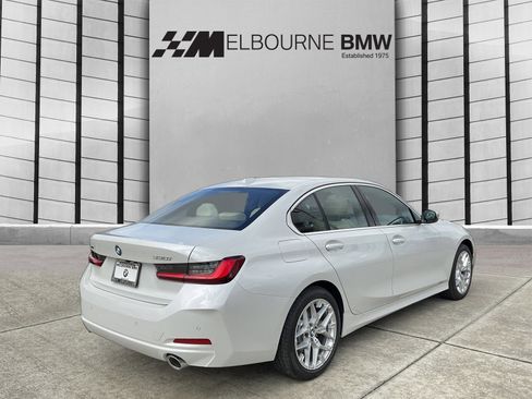 New 2026 BMW 330i xDrive Sedan w/ Convenience Package image 4