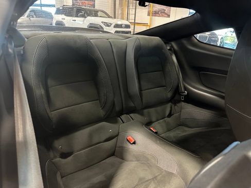Used 2018 Ford Mustang Shelby GT350 w/ Electronics Package RWD image 37