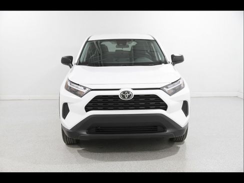 Used 2024 Toyota RAV4 LE image 2