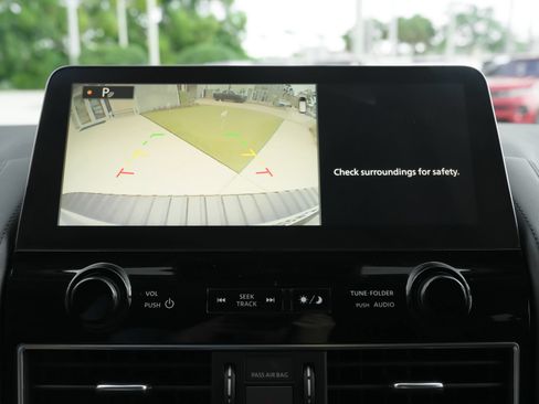 Used 2023 Nissan Armada SV w/ Cargo Package AWD/4WD image 16