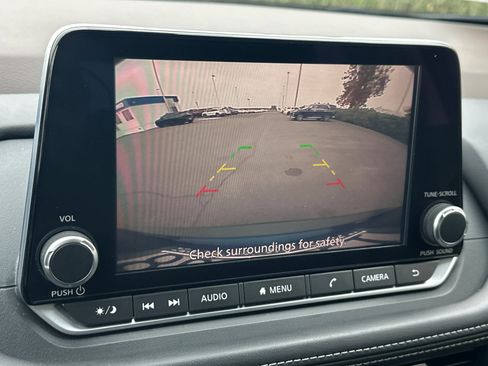 Certified 2021 Nissan Rogue S image 19