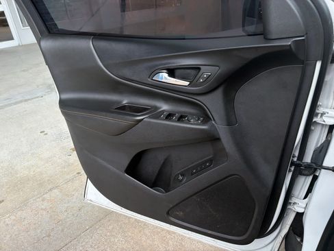 Used 2021 Chevrolet Equinox Premier w/ Redline Edition FWD image 23