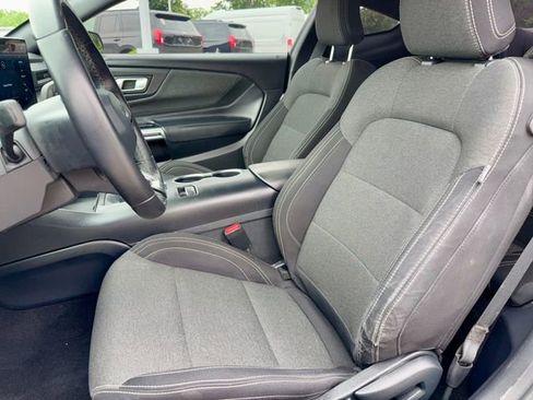 Used 2024 Ford Mustang GT RWD image 11