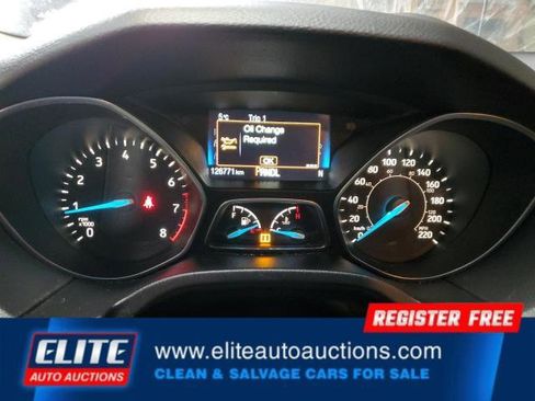 Used 2018 Ford Focus SE w/ SE Winter Package image 18