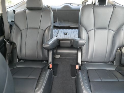 Used 2021 Subaru Ascent Touring AWD/4WD image 13