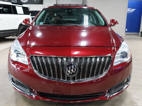 Used 2017 Buick Regal Premium w/ Driver Confidence Package #1 AWD/4WD image 8
