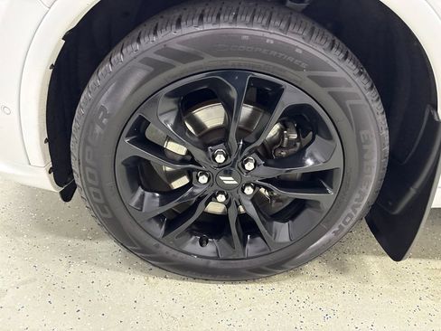 Used 2020 Dodge Durango R/T w/ Blacktop Package AWD/4WD image 10