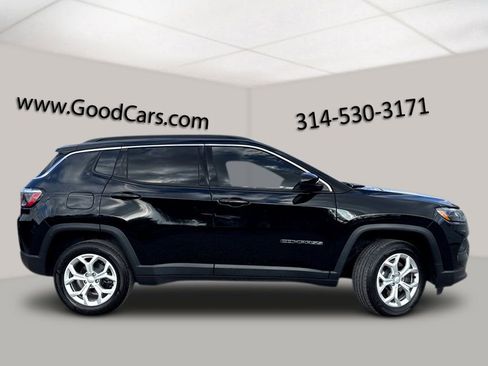 Certified 2024 Jeep Compass Latitude image 3