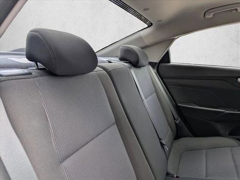 Used 2022 Hyundai Accent SEL image 19