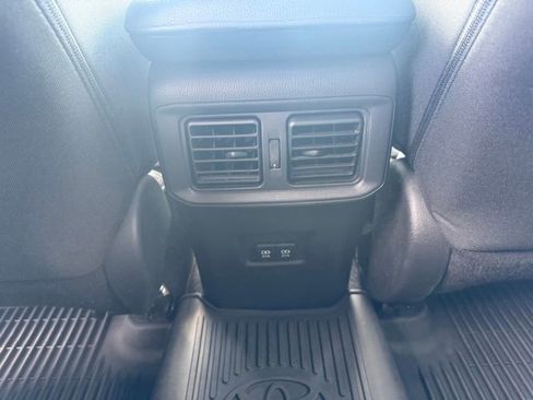 Used 2021 Toyota RAV4 XLE w/ Convenience Package AWD/4WD image 13