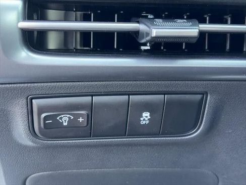 Certified 2026 Hyundai Tucson SE FWD image 11