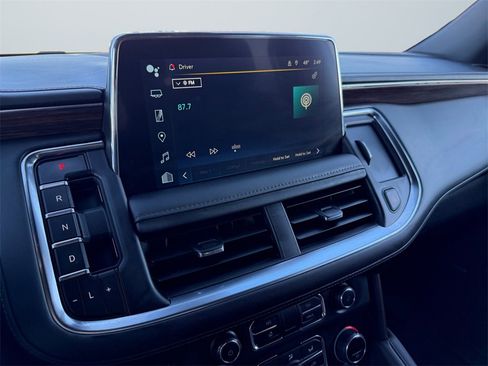 Used 2024 Chevrolet Tahoe High Country w/ Advanced Technology Package image 16