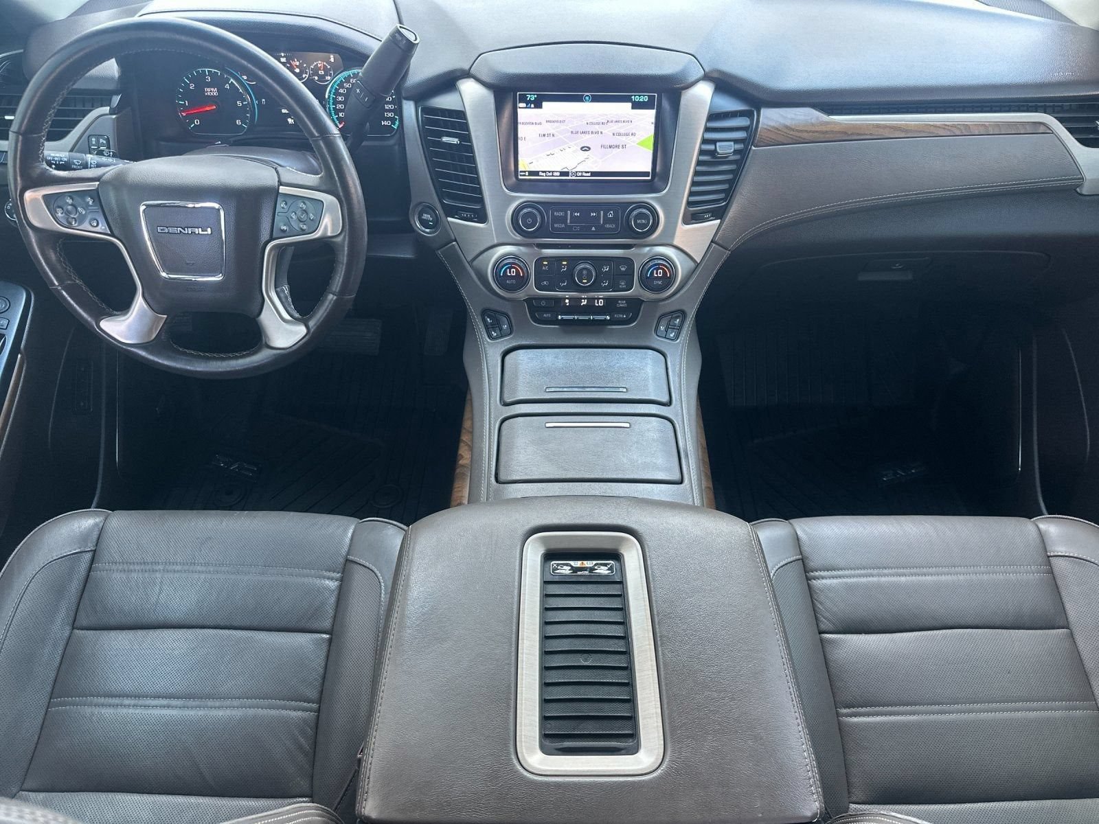 Used 2020 GMC Yukon Denali w/ Denali Ultimate Package AWD/4WD image 16